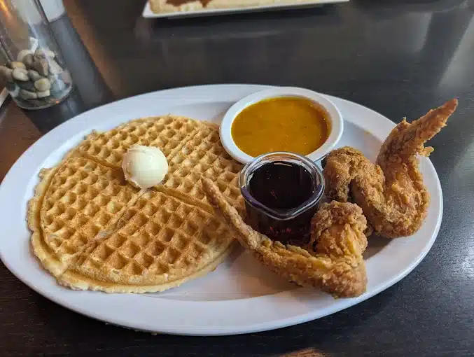 Chicago’s Home of Chicken & Waffles – Oak Park