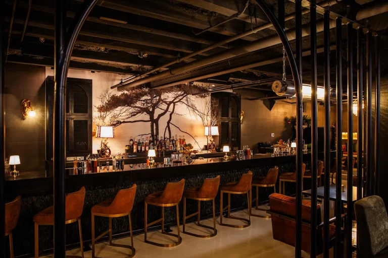 Machine Cocktail Bar