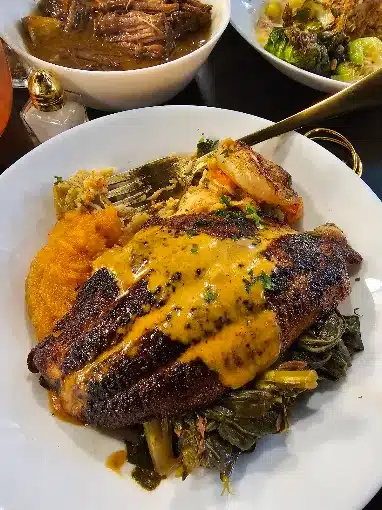 The SoulFood Lounge – North Lawndale